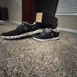 Oncloud men’s size 10.5